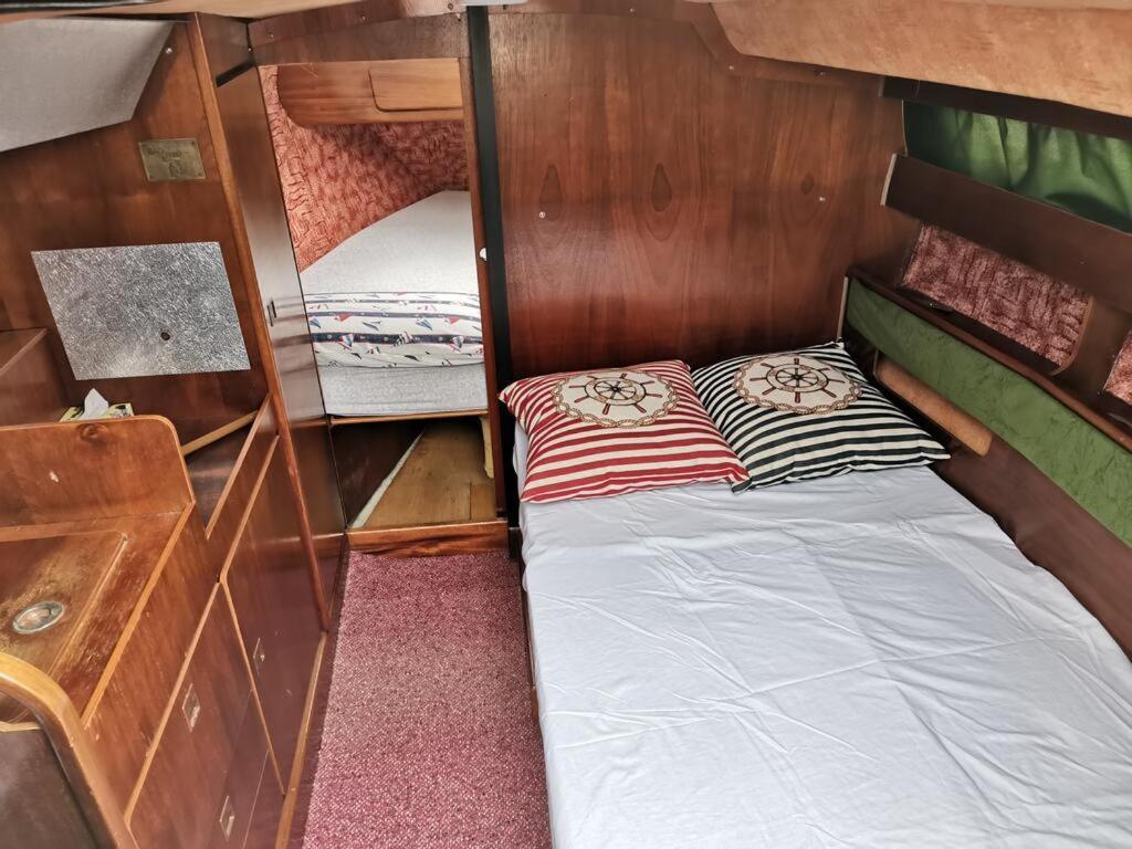 Ubytovani Na Jachte Hotel Липно над Вълтава Екстериор снимка